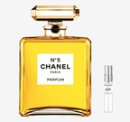 Chanel - No 5 Flakon und Probenflakon nebendran